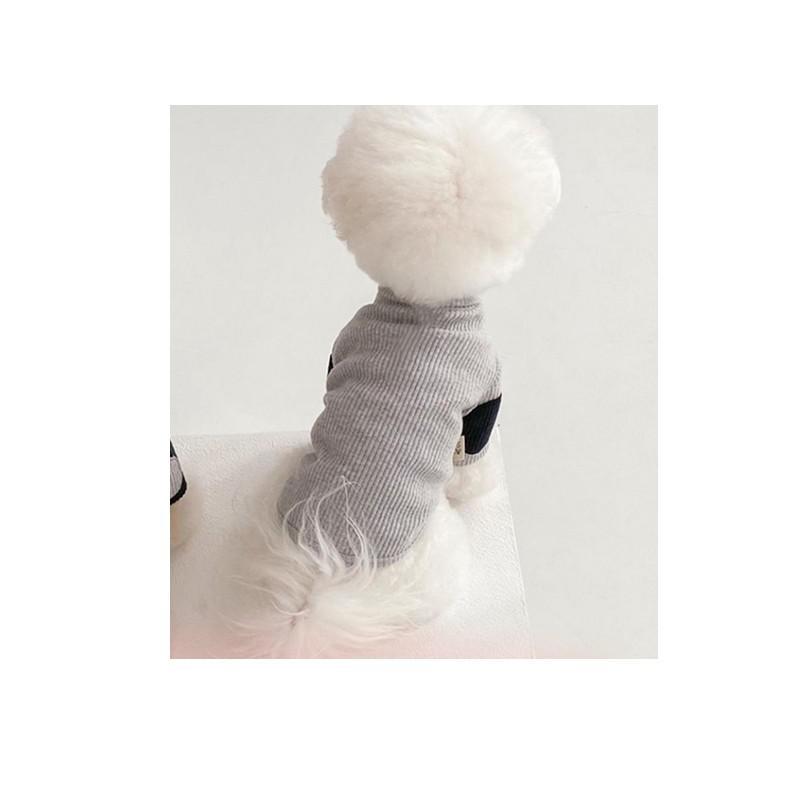 Stylischer Haustierpullover